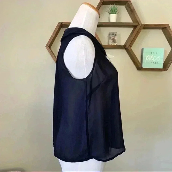 F21 navy chiffon sleeveless blouse with white bow - Picture 3 of 6